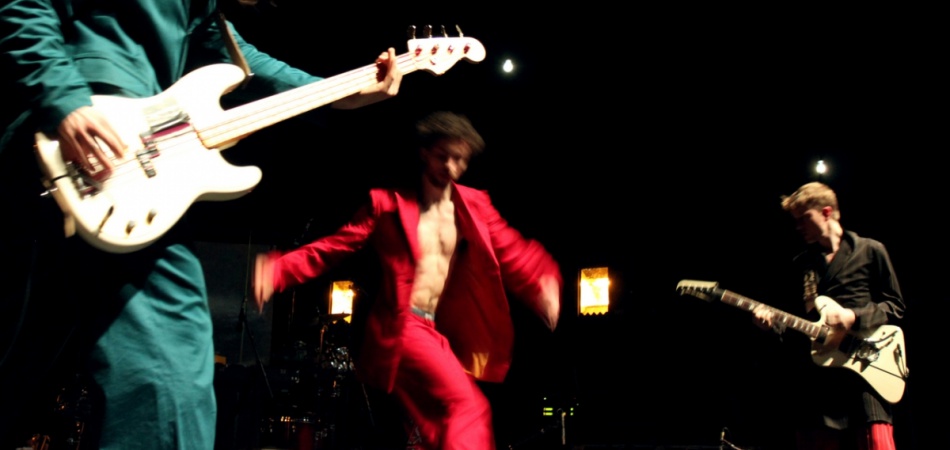 DANCING WITH THE SOUND HOBBYIST